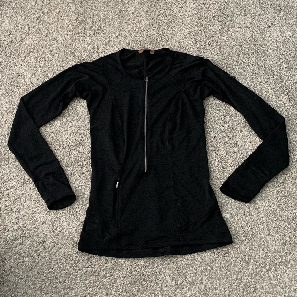 ATHLETA top